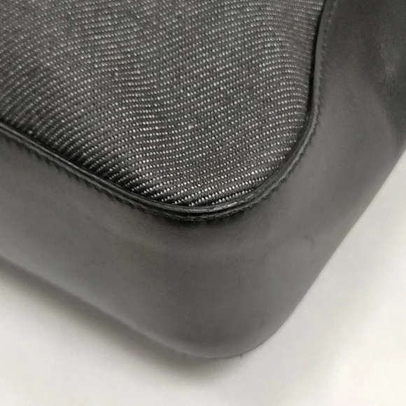 Gucci Vintage Sherry Line Gray Tote with Green and Red Web Straps - Picture 8 of 13